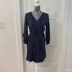 Old Navy Long Sleeve Dress in Navy and White